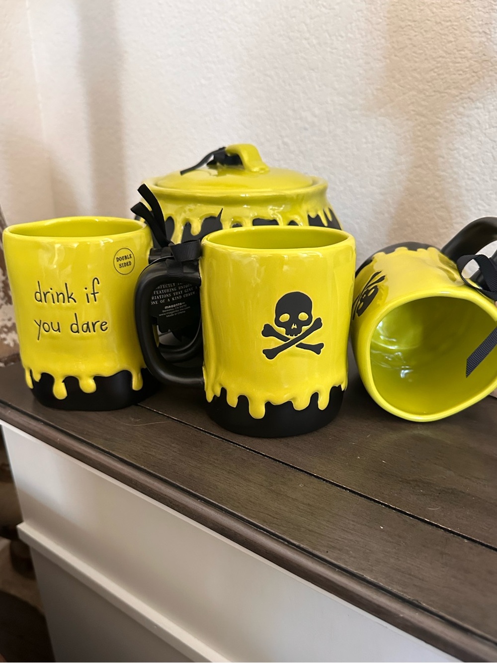 Rare! Green dripping & Black Skull  Ceramic Mug Tjmaxx